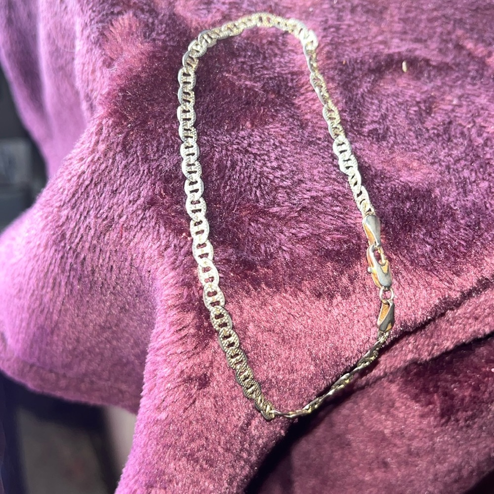 Women’s silver anklet